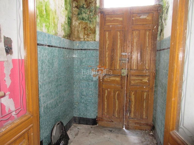 Foto bb86fb05-07d6-4008-8752-caab6786c926. Casa amb aparcament a A Malata - Catabois - Ciudad Jardín Ferrol