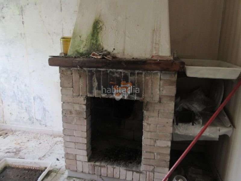 Foto c81f3910-7096-4824-bcef-e294948ad6c1. Casa amb aparcament a A Malata - Catabois - Ciudad Jardín Ferrol