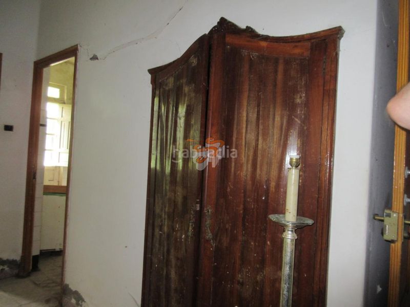 Foto fd15cc5a-f7c6-48d3-bd2f-6d0256ba20f9. Casa amb aparcament a A Malata - Catabois - Ciudad Jardín Ferrol