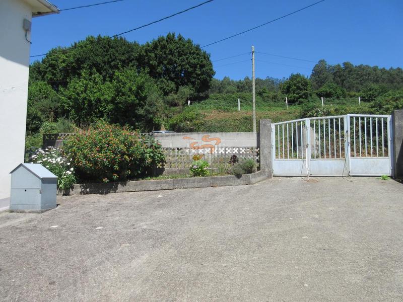 Foto cba340c3-f22d-46a9-a9ac-49b73ee8a02c. Haus mit parking in Valdoviño