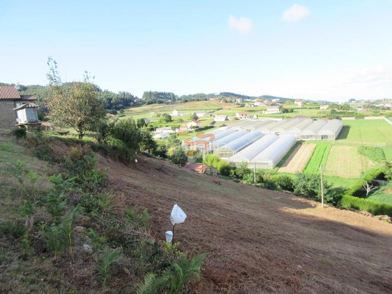 Foto 4d2d0e03-ceb0-478c-8407-8a6edfb40535. Terreno residenziale in San Mateo - Castro - O Val Narón