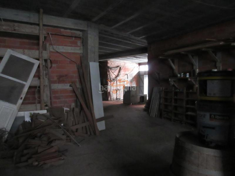 Foto 518ef10e-e7f0-46f7-8fe7-74b9d55ff642. Local comercial a A Gándara Narón