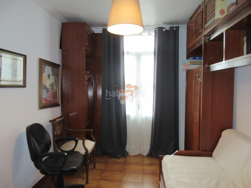 Foto ddfc080f-b9df-4ac7-8acc-e0467d1f2977. Flat with heating in Plaza de España Ferrol