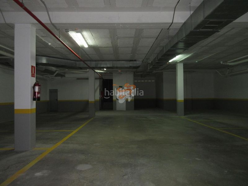 Foto 6ccb3a6d-3132-4055-9ad0-c8df4e18c108. Affitto posto auto in A Malata - Catabois - Ciudad Jardín Ferrol