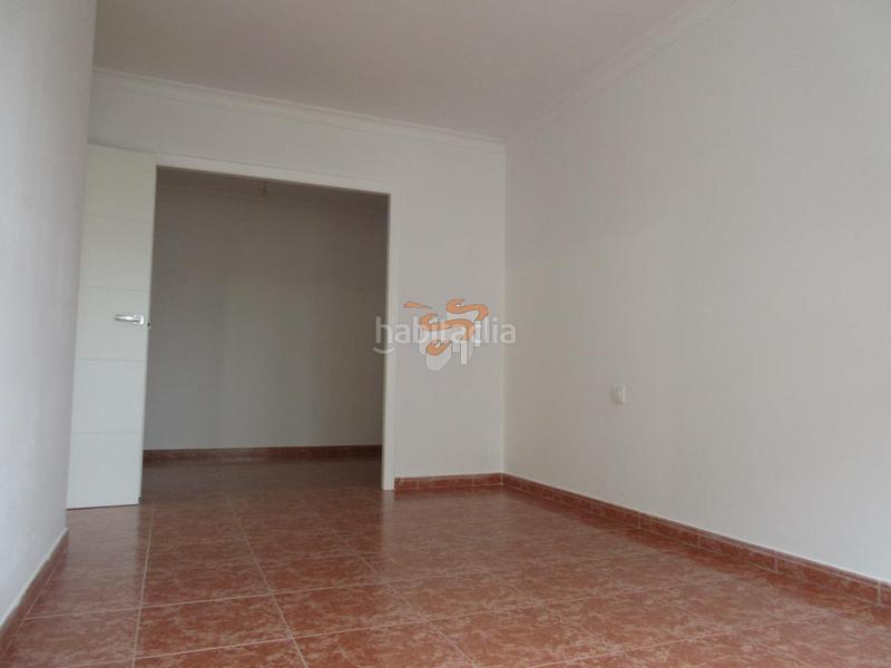 Foto 0613293d-53f0-45e8-a341-b9af89631e25. Pis a Zona Ultramar Ferrol