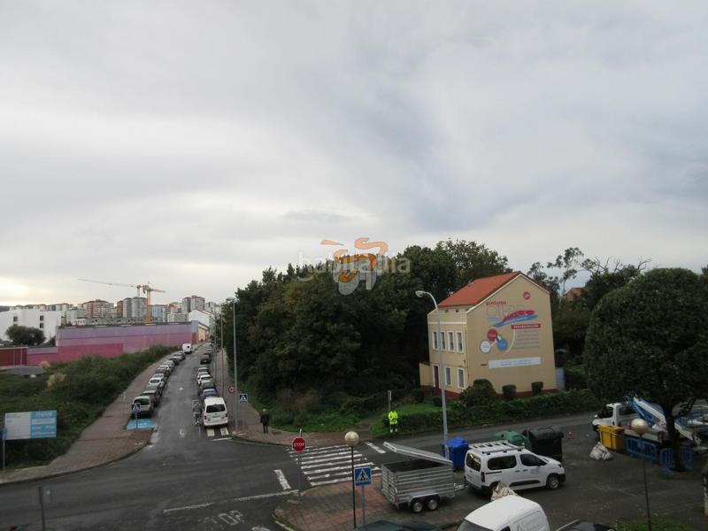 Foto db584c62-21aa-41f5-b777-be9c80886b22. Piso en Zona Ultramar Ferrol