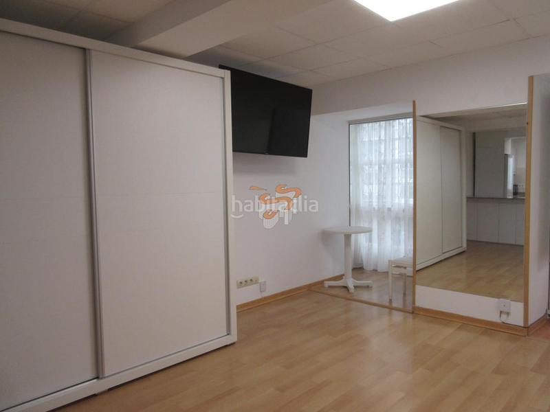 Foto ecb1ea9e-65b7-4782-b118-952a48e90cd6. Rent loft in Centro Ferrol