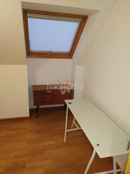 Foto 10f35c88-4c23-476c-8f8e-7c5464f890f8. Dúplex amb calefacció aparcament a A Gándara Narón