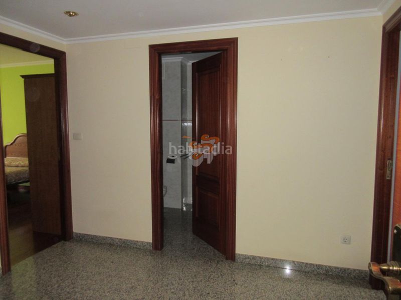 Foto 4cfb749b-2f5a-4040-a786-375c2b7123e6. Piso en Piñeiros - Freixeiro Narón