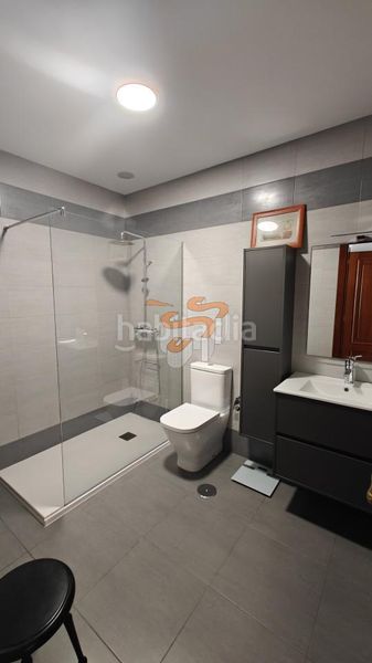 Foto a82b9ea3-7494-4a03-923c-50ff877805c2. Rent flat with heating parking in Plaza de España Ferrol