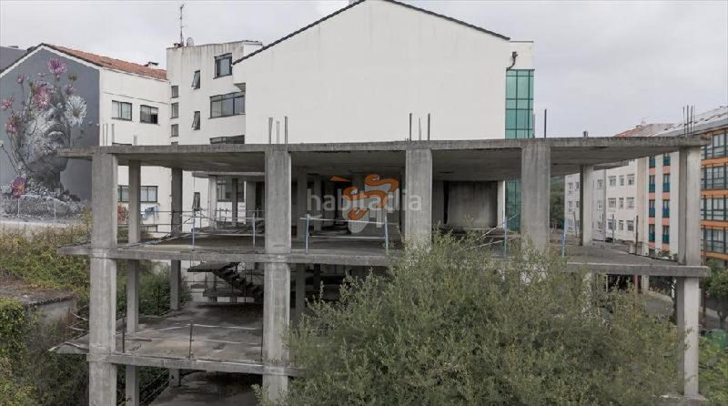 Foto 95dc3c7e-ff09-4928-ad55-0d508020a3cf. Edificio in Fene