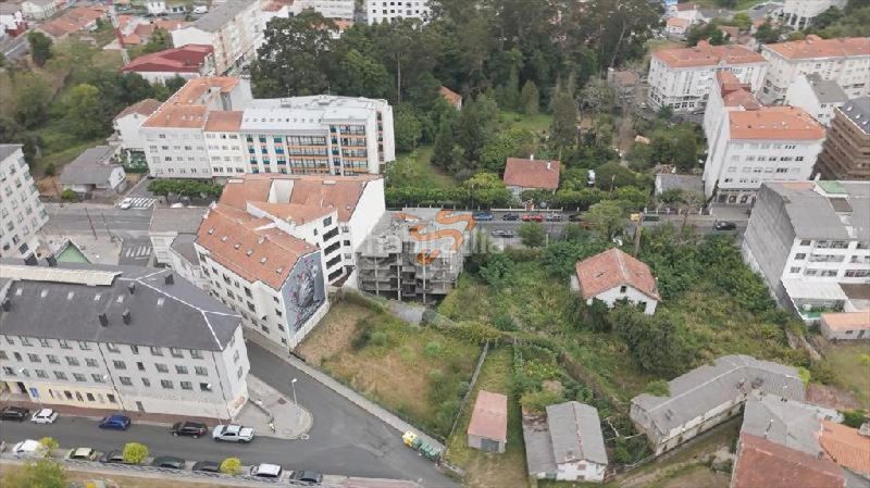 Foto d10901ca-8cf7-4333-8d4f-f82a06d6fb40. Edificio in Fene