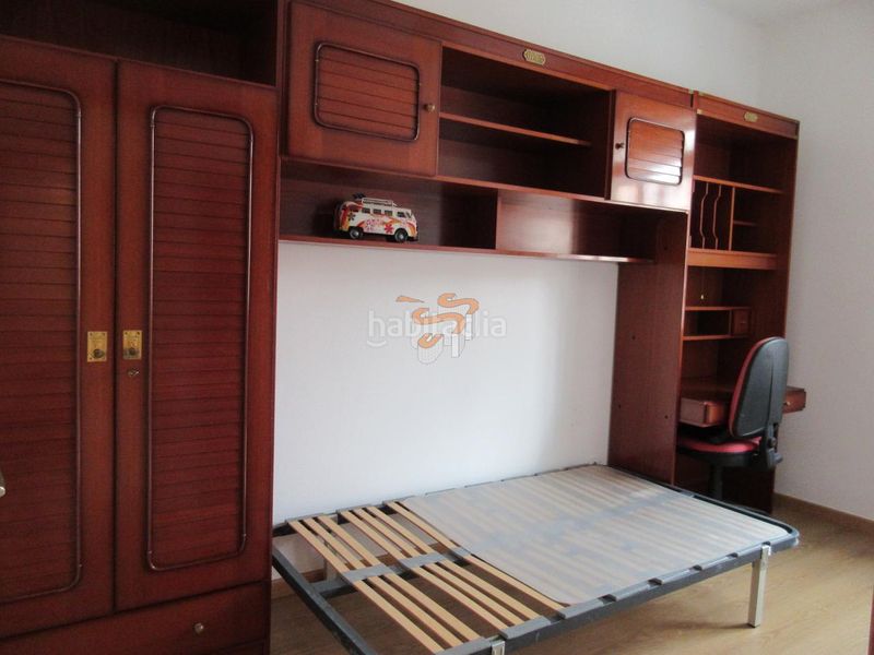 Foto c18254f8-256a-432a-957c-d5c6e77a7c35. Piso en Canido Ferrol