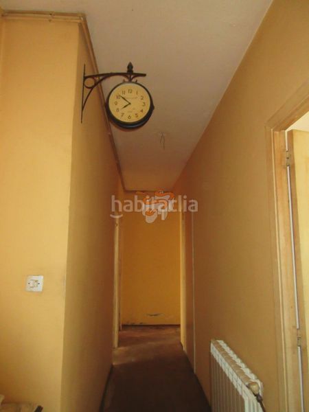 Foto 5da18f7a-0eb7-493f-9ab1-781a88b4e7d1. Piso en Caranza Ferrol