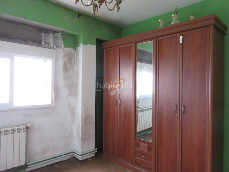 Foto b165e648-39c3-4f34-8198-815e68f01893. Piso en Caranza Ferrol