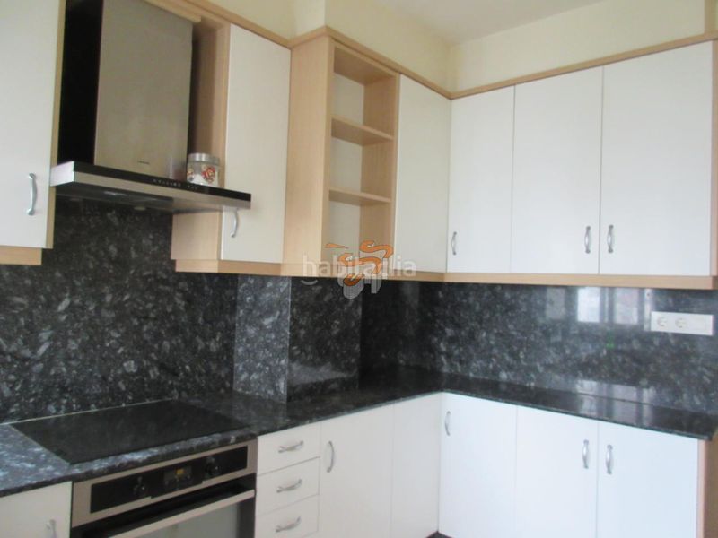 Foto cf59feb9-f2ee-4ce5-a74e-140049d6c4fd. Piso en Caranza Ferrol