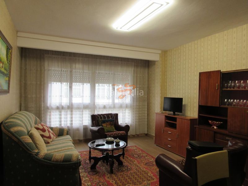Foto 2ecddf80-9979-48dd-923e-b0e6878314e5. Piso en A Malata - Catabois - Ciudad Jardín Ferrol