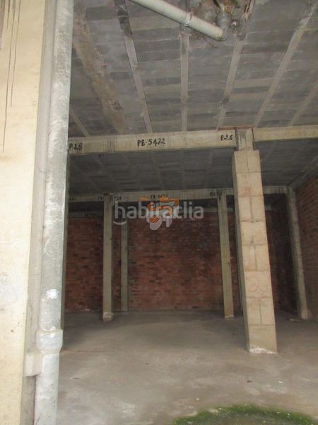 Foto dd2d6f11-a6aa-467f-be66-247f25a4fac5. Locale commerciale in A Malata - Catabois - Ciudad Jardín Ferrol