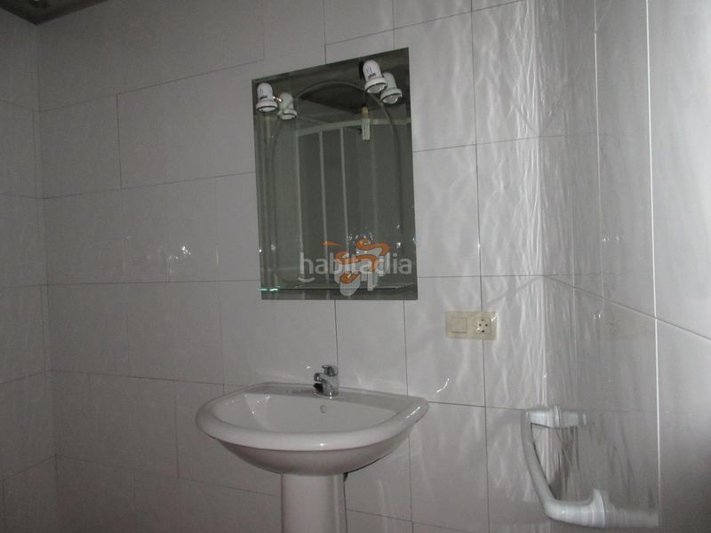 Foto 00482919-cf2a-4ac0-9124-d9db748d2cdb. Local comercial a Moeche