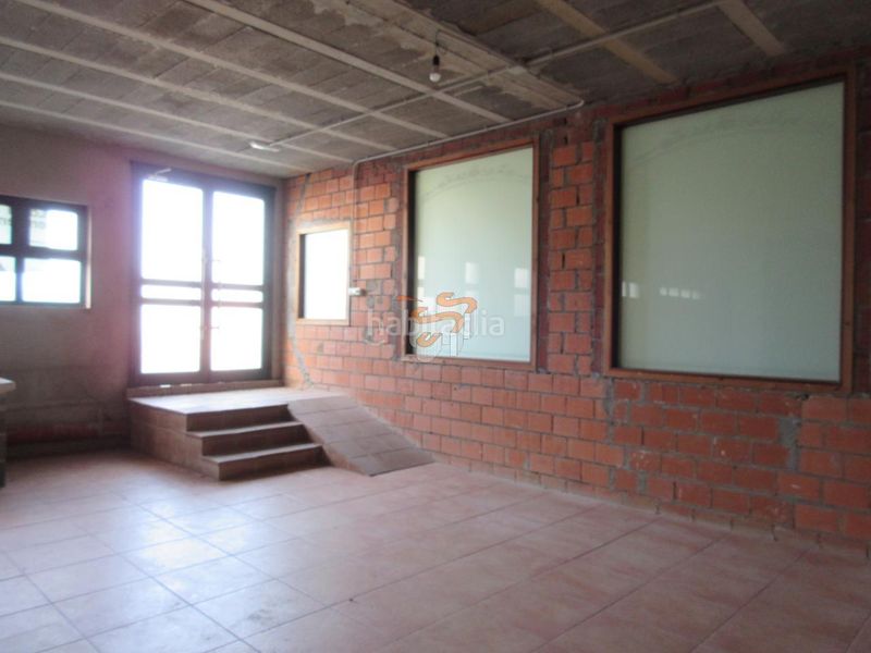 Foto e94598a9-7ede-4c9a-907b-46e961553640. Local comercial a Moeche
