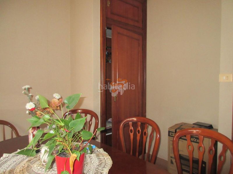 Foto 74929f73-fc12-4116-8c22-239a52d7c4e2. Piso en Caranza Ferrol