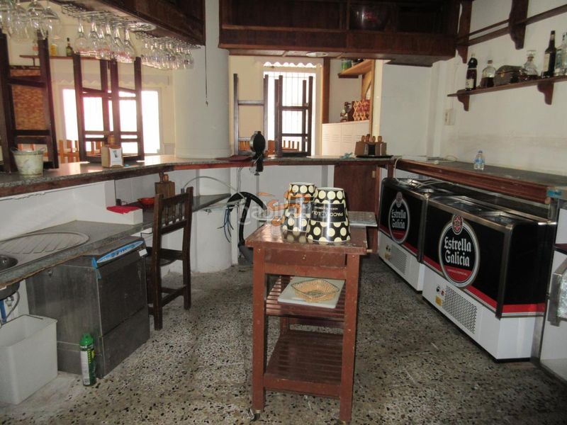 Foto 864e75a0-548c-472c-bbb1-dd602d8ecd58. Local comercial a Porta Nova Ferrol