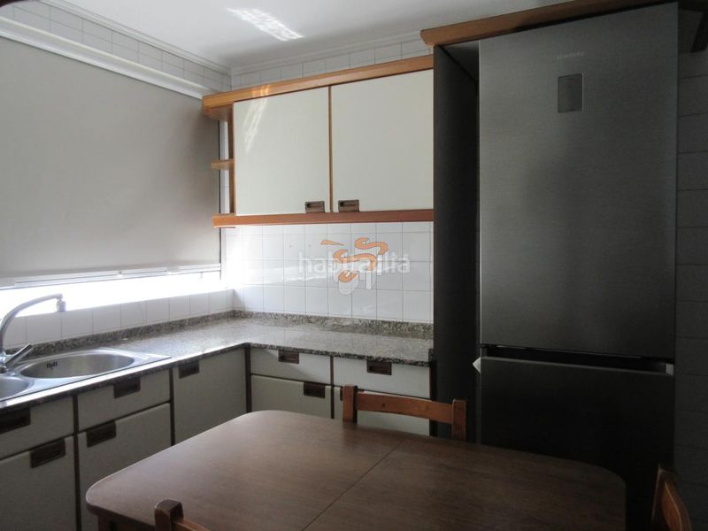 Foto 585db45f-42a4-4ef5-8708-c4b6ed63e367. Piso en Caranza Ferrol