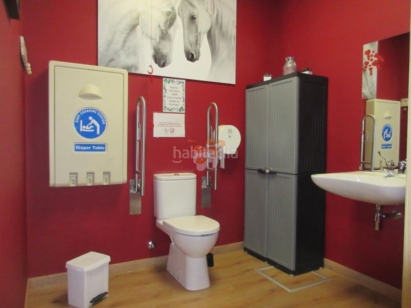 Foto dd55bc60-2c08-4082-92c6-0f3f33f15e0f. Local comercial a Porta Nova Ferrol