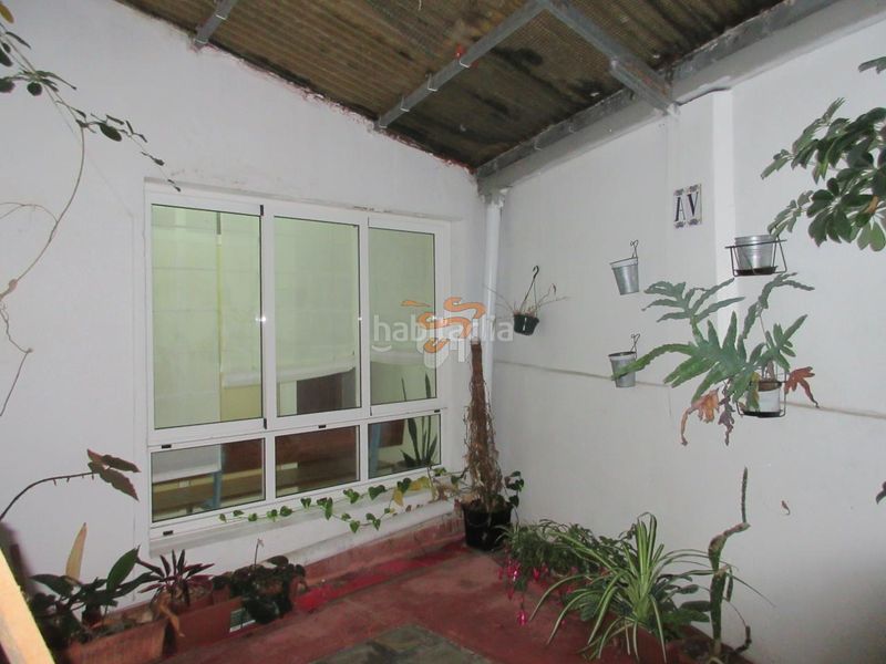 Foto e98cbf55-6bc3-43c6-b4fc-9e69c023d25d. Local comercial a Zona Ultramar Ferrol