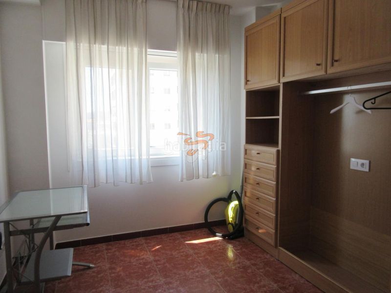 Foto a0602609-bd1b-445f-912a-ce8030a8f6a1. Lloguer apartament amb calefacció a Caranza Ferrol