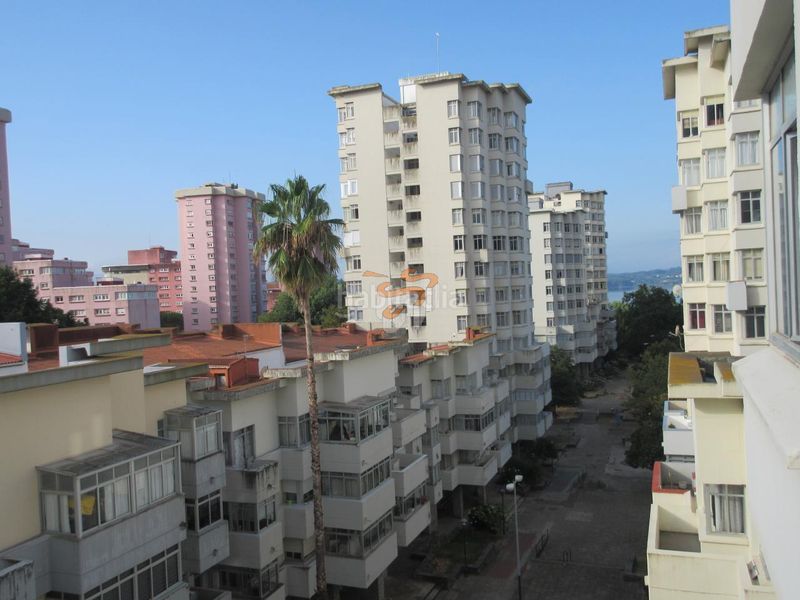 Foto f952110e-c48a-4b57-a52f-dfe25ccc7484. Rent flat with heating in Caranza Ferrol