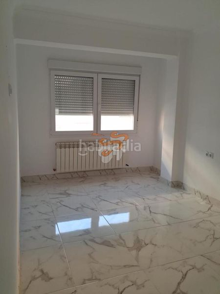 Foto d4731adc-4621-4aa6-b51b-e119c234f408. Apartament amb calefacció a Fajardo Ferrol
