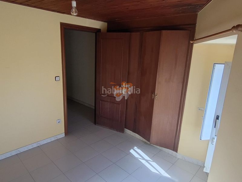 Foto 4d2547f9-b577-415c-aa6b-bb44f13fa82d. Casa amb aparcament a Fene