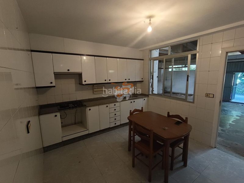 Foto 649dda0e-0caf-4e3d-b945-a415fcd36f01. Casa amb aparcament a Fene