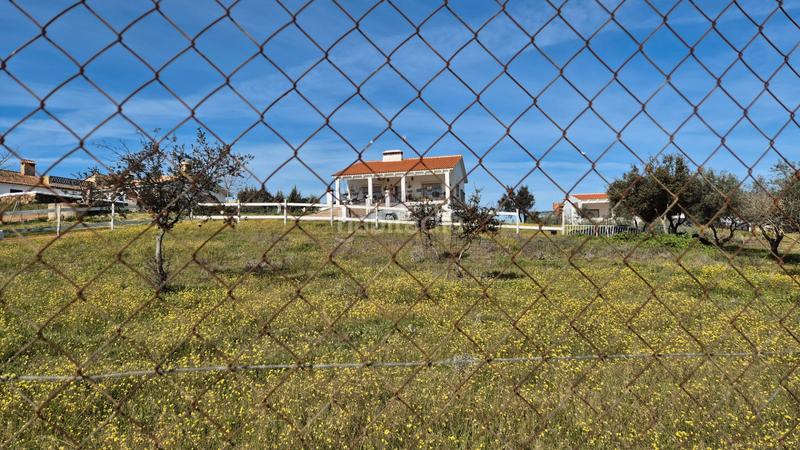 Foto 393da9dd-dedc-4ea7-93b2-9931dc32eaa7. Fondo rustico in Dehesilla de Calamón - Campomanes Badajoz