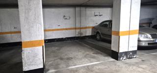 Aparcament cotxe  Calle clavellinas. Magnífica plaza de aparcamiento para coche y moto