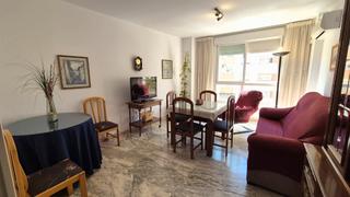 Piso  Calle mariposa. ¿te encanta el bonito barrio de san roque y la ronda norte?