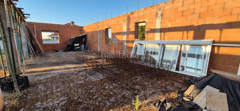 Foto 43e4f115-f4da-4b20-9550-bda6298d609b. Chalet mit parking in Dehesilla de Calamón - Campomanes Badajoz