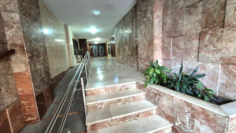 Foto 6c18c930-f0f6-4b8c-877a-3b804df8e437. Piso !!!!!magnífico piso al lado del corte inglés!!!!! en Badajoz