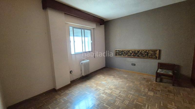 Foto f2099e94-307e-4a17-8833-cae8e994ffaa. Piso !!!!!magnífico piso al lado del corte inglés!!!!! en Badajoz