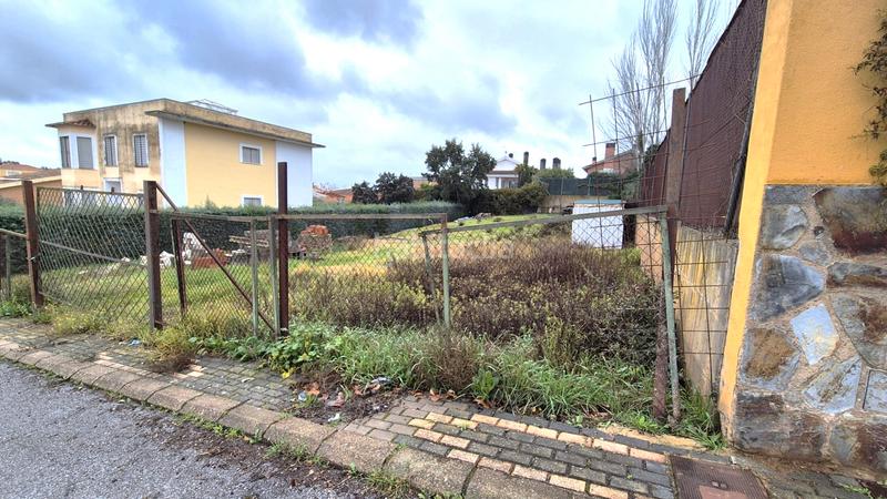 Foto e6dd97b8-4e6d-4e80-bc2c-1a79cf0f3819. Terreno residenziale in Las Vaguadas Badajoz