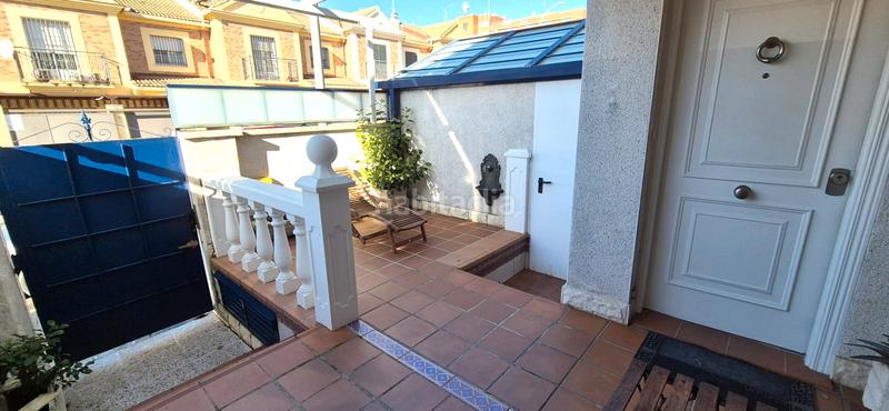 Foto 1ddacbc6-92c0-4b91-9948-570b69aef383. Casa adossada amb xemeneia calefacció aparcament a Badajoz