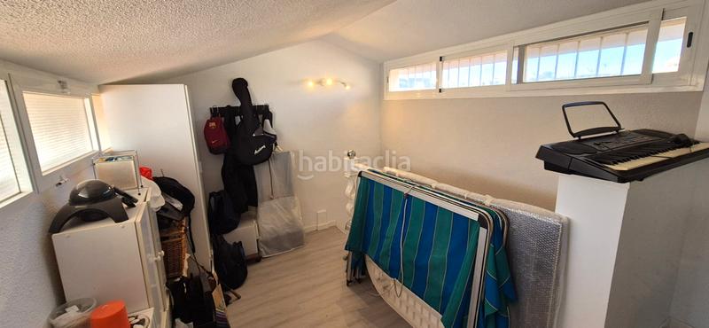 Foto 65ecb11c-f69a-4501-b581-acfa68cd14b1. Casa adossada amb xemeneia calefacció aparcament a Badajoz