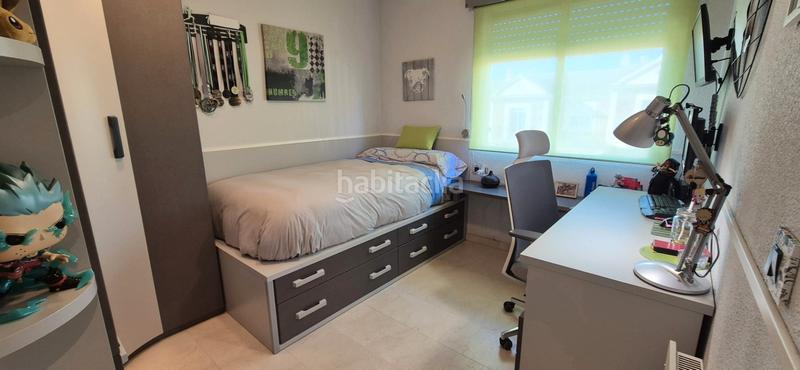 Foto 68a03797-9e4e-41e7-87ed-789cb63143d0. Casa adossada amb xemeneia calefacció aparcament a Badajoz