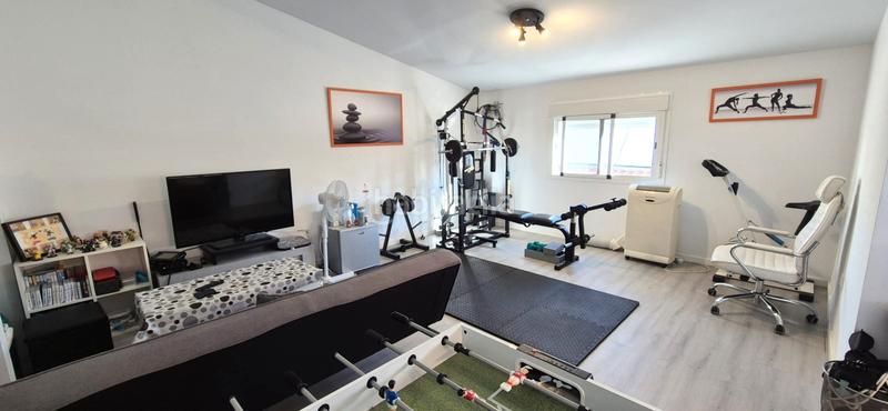 Foto 76d80ac4-2564-4ee0-a28b-81a3846c9356. Casa adossada amb xemeneia calefacció aparcament a Badajoz