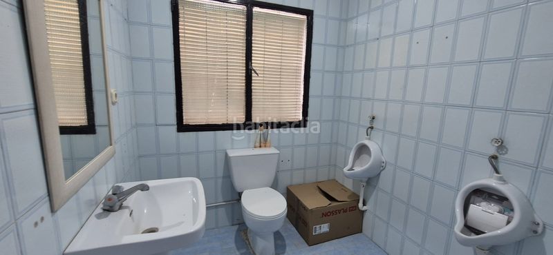 Foto eece3814-3b15-490c-b6fd-03872d518f45. Xalet amb xemeneia calefacció aparcament piscina a Badajoz