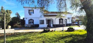 Chalet  Lugar lebratos. Magnífico chalet en los lebratos