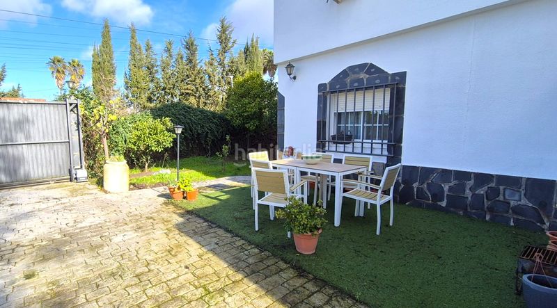 Foto c0f44144-4c35-410b-a445-638c02646d02. Xalet amb xemeneia calefacció aparcament piscina a Badajoz