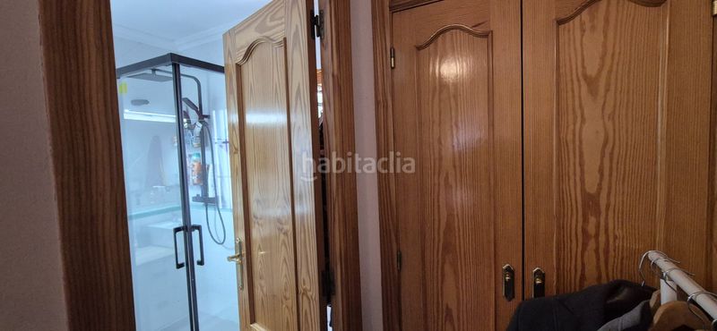 Foto cdfda25c-bb18-4031-b6c7-8c8f3ce1b4ce. Xalet amb xemeneia calefacció aparcament piscina a Badajoz