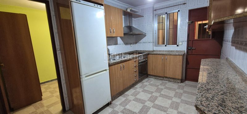 Foto ea7fc5ea-823b-4767-94c1-655bb73c91da. Casa adossada amb calefacció a Cerro de Reyes Badajoz